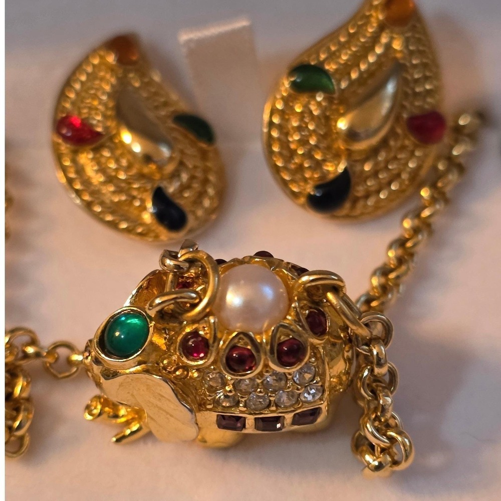 Joan Rivers Jewels of India Elephant Necklace & Avon Earrings Set Vtg